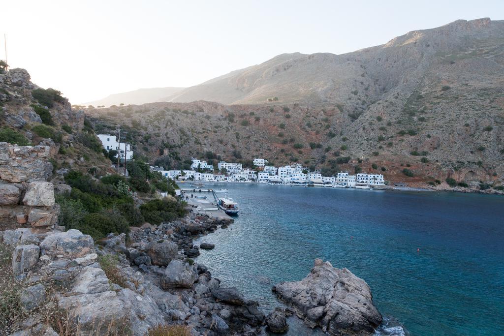 Loutro Holidays Exterior photo